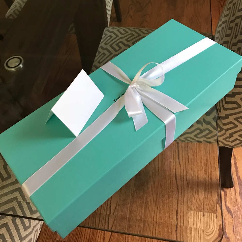 Meet your Posher, Joy